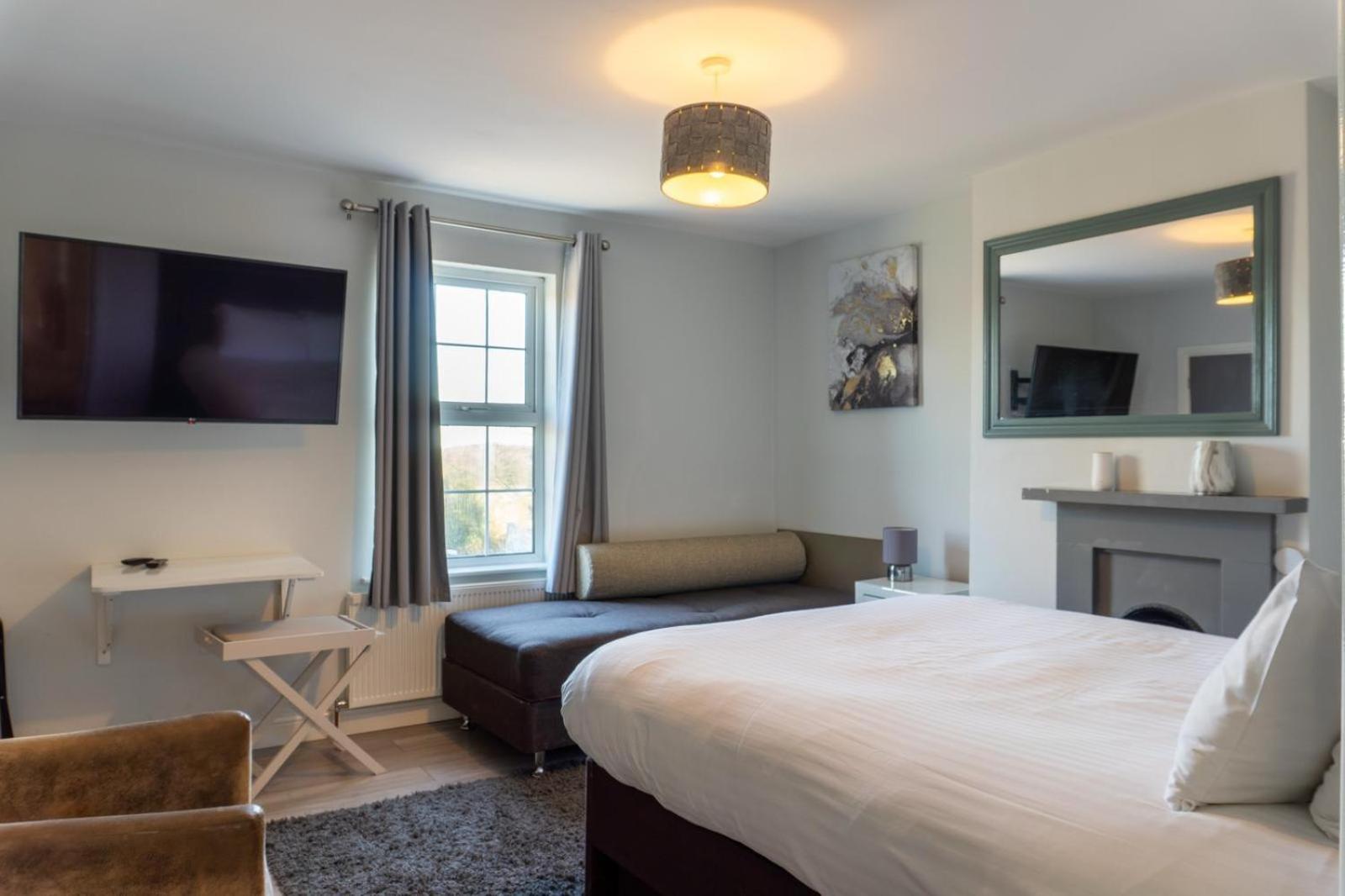 The Fordham Inn Sharnbrook Ngoại thất bức ảnh