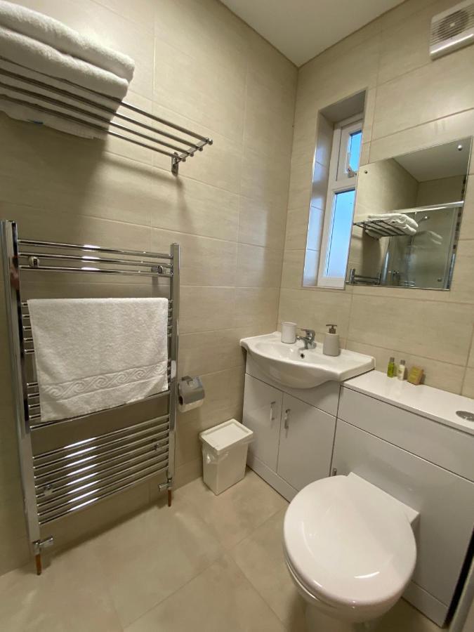 The Fordham Inn Sharnbrook Ngoại thất bức ảnh